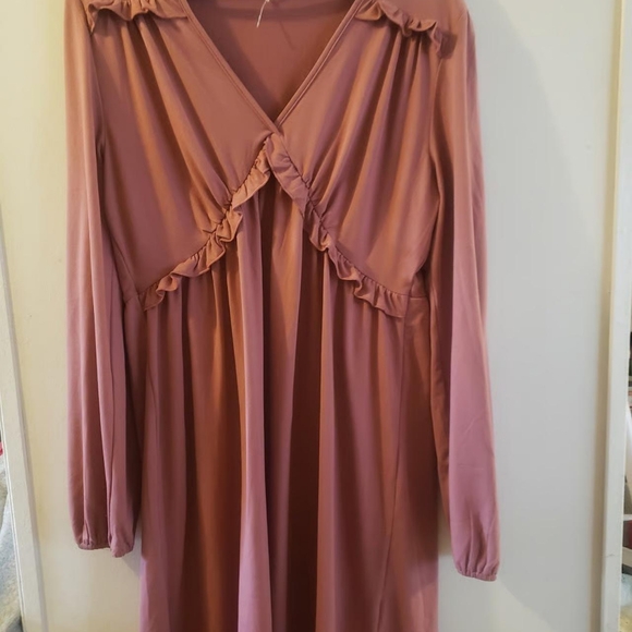 Dresses & Skirts - Womens boutique mauve pink frilly midi dress large
